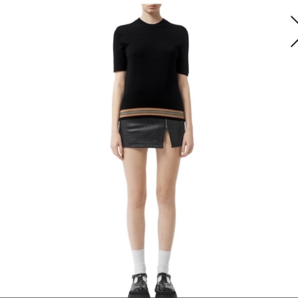 BURBERRY Kasai Short-Sleeve Sweater With Icon Stripe - WORN ONCE